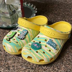 CROCS Kids Yellow and Green Patterned Sandals “limited edition”